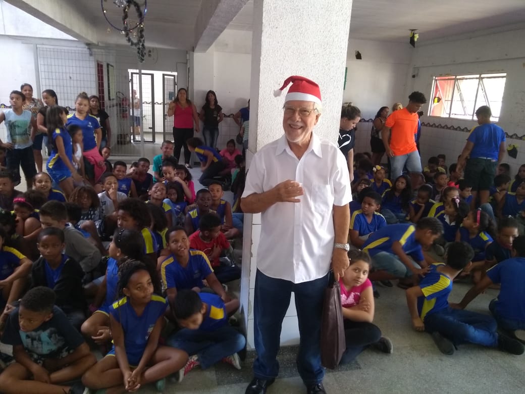 Ei, Cantavento!!! Eu te conheço de outros Natais! VIDEO com fotos das Peregrinações de Natal de 2018 e 2019. O som é do CD de Natal gravado por Cantavento e Rainha Assunta em 1995 no projeto de Galiotto com David Ashbridge, o Rio Cello Ensemble e outros musicos top